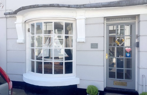 Shaldon House | Beautiful Seaside Ground Floor Apartment
