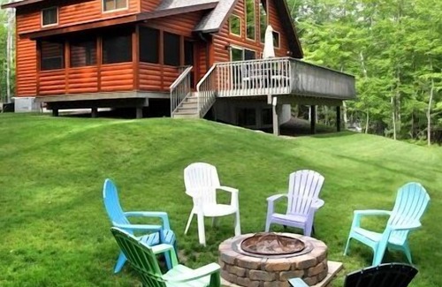 Eagle River House | Beautiful setting of charming house on Eagle River Chain of Lakes Catfish Lake