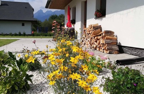 Stara Lesna Cottage | Beautiful single family Home with panoramic views