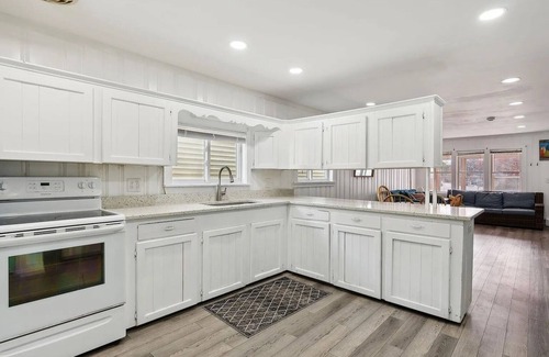 Old Orchard Beach Apartment | Beautiful, spacious duplex unit , juststeps from the sandy beach!
