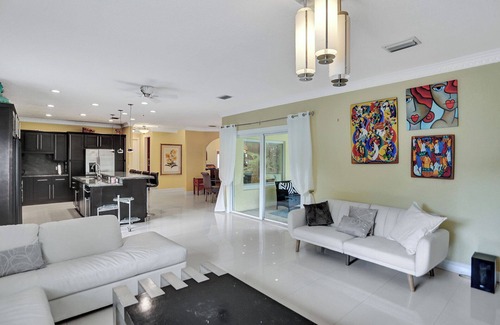 Southwest Ranches Villa | Beautiful spacious villa, close to entertainment, shopping ,Miami/FtLauderdale