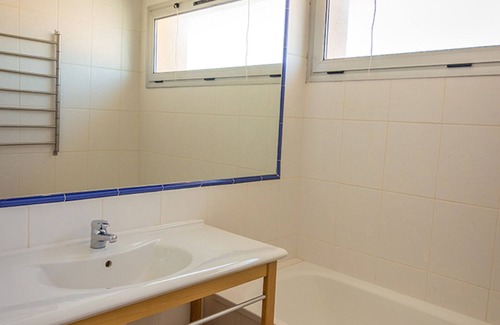 Meze Apartment | Beautiful spacious apartment facing the pond - 2 bedrooms, parking, no WIFI