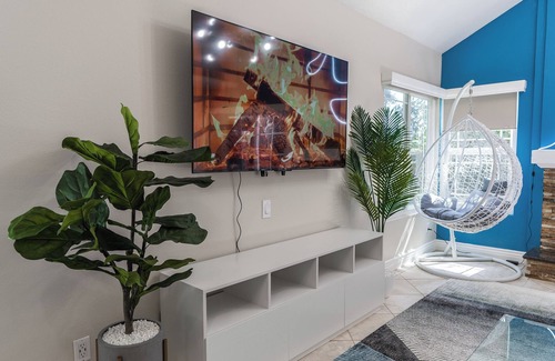 North Tustin House | Beautiful Spacious Home Minutes to Disney