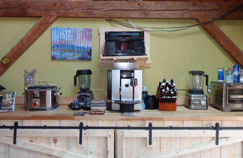 Newport House | Beautiful spot for family reunion or wedding guests