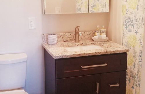 Riverside Apartment | Beautiful Studio Apt#2 in heart of Riverside