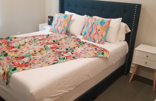 Riverside Apartment | Beautiful Studio Apt#2 in heart of Riverside