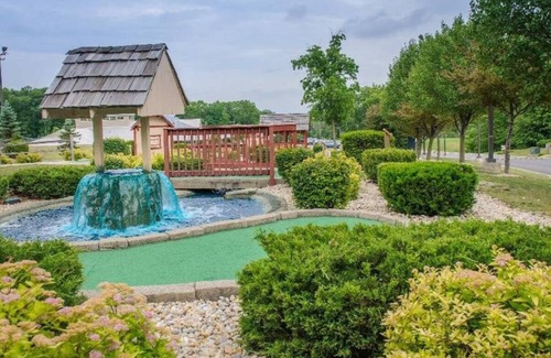 Sheridan Apartment | Beautiful Studio - Acqua Park - Great family fun!