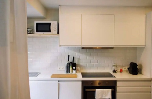 Chatelain Apartment | Beautiful Studio in "le Châtelain" - Ground floor