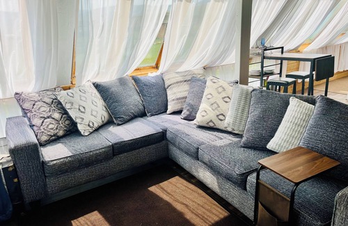 Livermore Apartment | Beautiful Suite in the Colorado Mountains w/Gourmet Breakfast