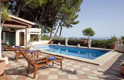 Calvia Villa | Beautiful Sunny SEA View Villa - Open Fire - Sauna - Heated Pool - Games Room