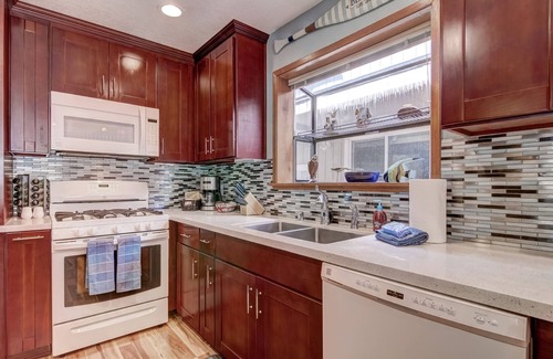 Tahoe Keys House | Beautiful Tahoe Home - Waterfront Location