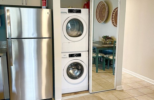 North Ocean City Condo | Beautiful, totally remodeled 1 bedroom, 2 full bathroom condo just steps to the beach!
