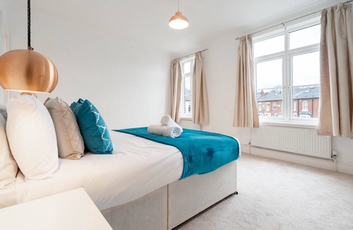 Edgbaston Cottage | Beautiful Townhouse in Birmingham's Leafy Suburbs