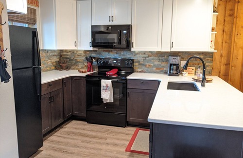 Winter Park Condo | Beautiful two bedroom condo in Winter Park! Pool, hot tub, free transportation.