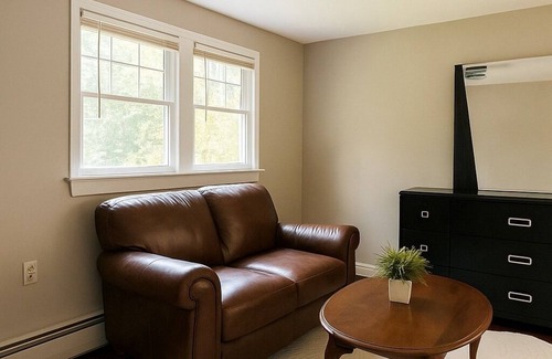 Sharon Apartment | Beautiful two-bedroom residence nestled in the lovely town near Boston