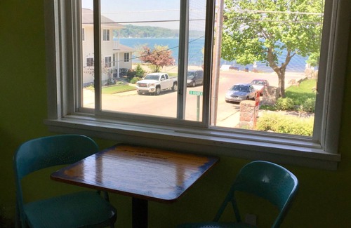 Beulah Apartment | Beautiful "Up North" Beulah, MI