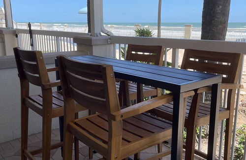 Ortona Park Condo | Beautiful updated oceanfront 1 bedroom 1 bath, full kitchen, direct oceanfront