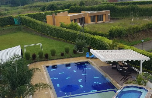 Fonda Central Villa | Beautiful Villa Estate