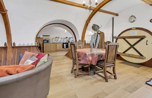 Bury St Edmunds House | Beautiful villa for 4 guests with WIFI and pets allowed