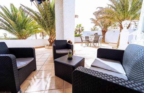 Poris de Abona Villa | Beautiful Villa Duque with Pool in Poris Abona and Parking