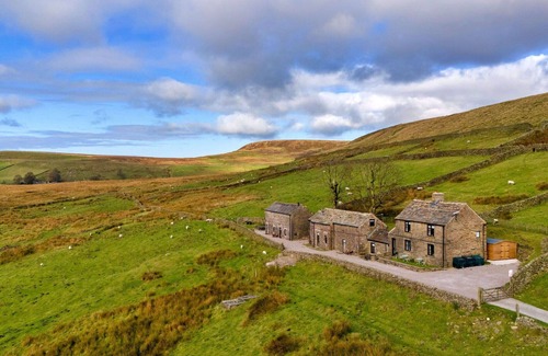 Buxton House | Beautiful villa for 2 guests with WIFI