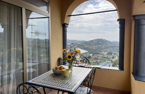 Torrazza House | Beautiful villa for 5 guests with WIFI, terrace, pets allowed and panoramic view