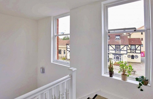 Boroughbridge House | Beautiful villa for 2 people with WIFI and pets allowed