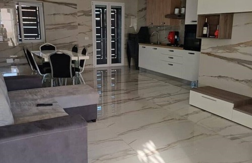 Latina Lido Villa | Beautiful villa in Porto Badino