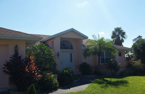 Joel House | Beautiful Villa with Private Pool - NEW SOLAR SYSTEM JULY 2024