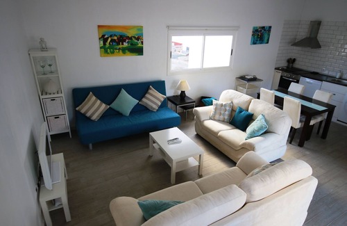 Valle de San Lorenzo Villa | Beautiful villa with garden, Jacuzzi and sea views