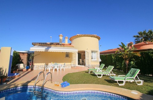 Oliva Villa | Beautiful villa with swimming pool in Oliva Nova Golf