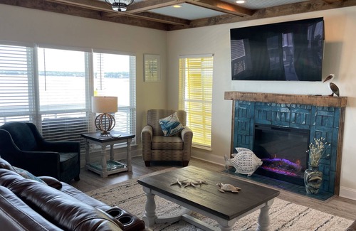 Royal Lagoons House | Beautiful waterfront home with fantastic views and boat dock.