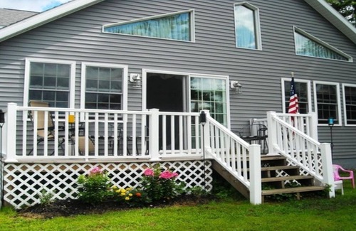 Lake Luzerne House | Beautiful Waterfront - Skiing/Snowboarding/Snow Mobile near house