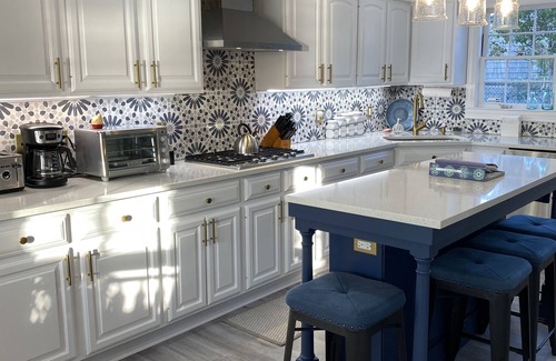 Wareham House | Beautiful waterfront property and steps away from multiple beaches