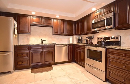 Siesta Key Condo | Beautifully Appointed with Views from Every Room at Fishermans Haven. Private Beach, Gated FH504