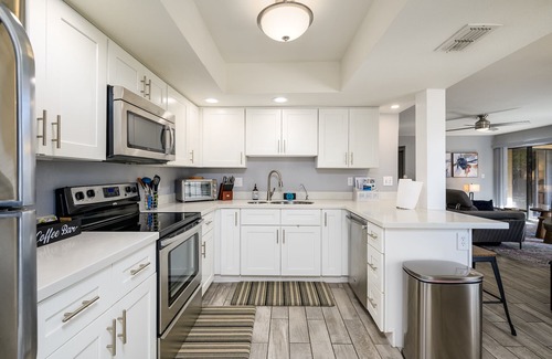 Village Four Condo | Beautifully Decorated; Steps From Pool/Spa in Central Scottsdale Location!