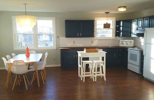Brigantine House | Beautifully renovated and updated beach block house - close to town!