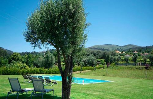 Fornelos Villa | Beautifully Restored Ponte De Lima Farm House 6 Bedrooms Quinta Fornelos Private Pool & Surrounded By Hectares Of Vineyards