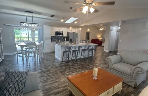 Pebble Beach House | Beautifully updated waterfront 3-bedroom house with heated pool in Rotonda West.