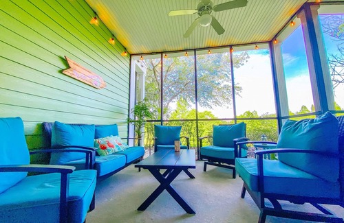 Bahama Bay Condo | Beautifully updated large family condo with King suite only minutes to Disney