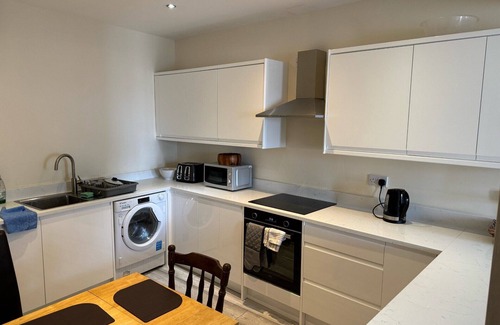 Old Town Apartment | Beautifully upgraded 2 bedroom 1st floor flat in heart of Edinburgh's old town