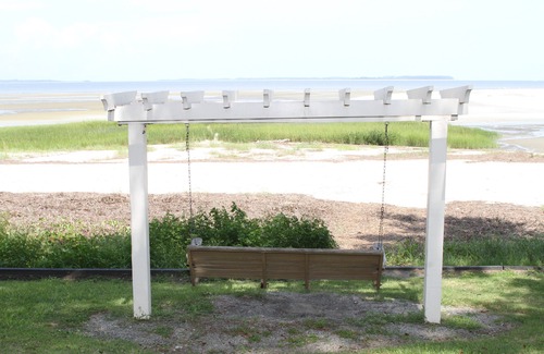 Palmetto Dunes Condo | Beautifully Decorated, 1st Fl. Retreat! Steps to the beach. Spa On Port Royal