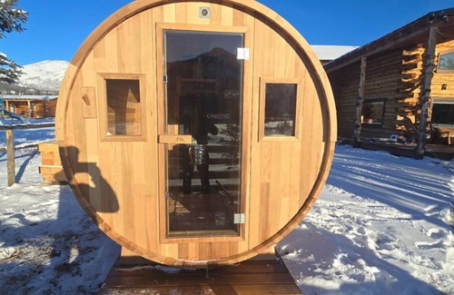 Peace River Regional District Cabin | Beaver Cabin at Sikanni Ranch