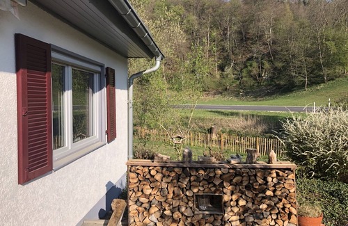 Bichishausen Apartment | Beaver's nest, 80sqm, terrace, 2 bedrooms, max. 2 adults + 3 children