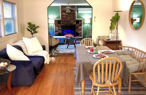 Beaverdam Lake-Salisbury Mills Villa | Beaverdam Lake Ranch Near West Point, In New Windsor NY