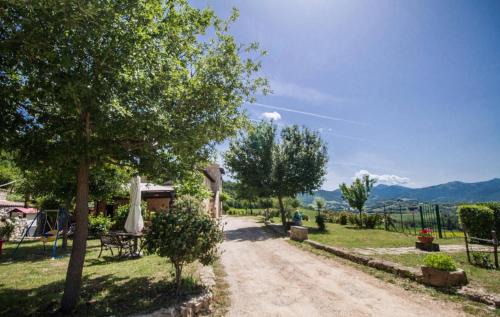 Serravalle House | Bed and Breakfast Agriturismo La Palombara