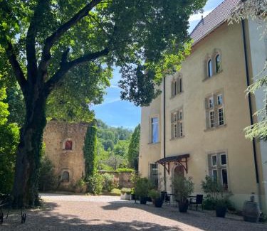 Belleau Bed & Breakfast | Bed and Breakfast Le Château de Morey