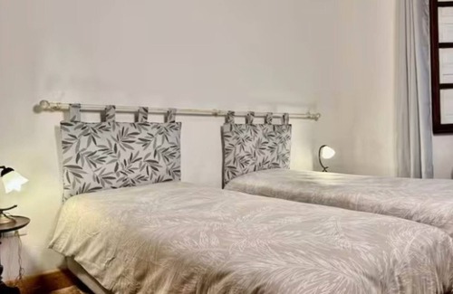 Scansano Bed & Breakfast | Bed and Breakfast 'Palazzo Ghio' with Wi-Fi and Air Conditioning