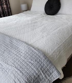 Unsworth Heights House | Bed & Breakfast @ Unsworth Heights Albany
