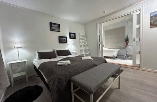 Bodo Bed & Breakfast | Bed & breakfast with WiFi in charming Bodø